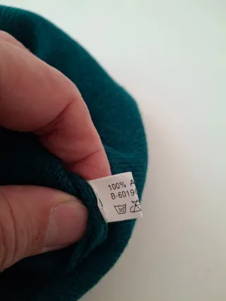 Gorro verde tejido