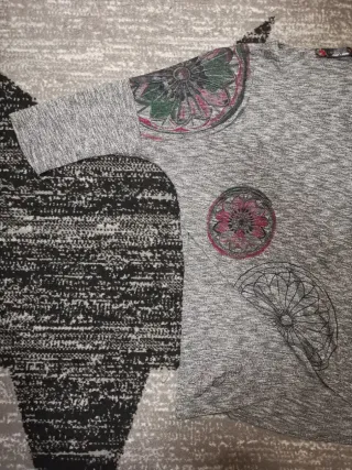 Camiseta Desigual Estampada Talla L