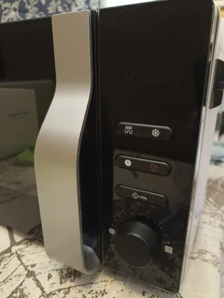 Horno Microondas Blanco