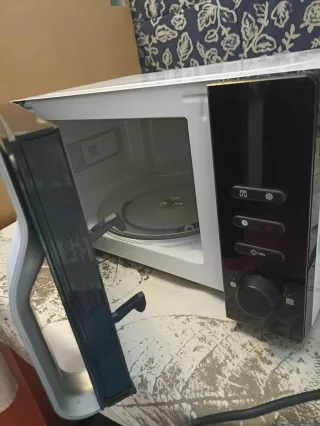 Horno Microondas Blanco