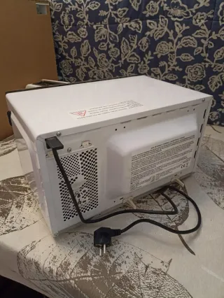 Horno Microondas Blanco