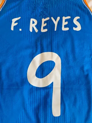 Camiseta baloncesto Real Madrid Felipe Reyes
