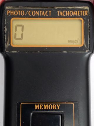 TACOMETRO DIGITAL DT-2236