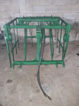 Sarmentadora Jaula Hidráulica