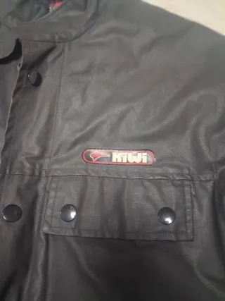 Cazadora Kiwi forrada con cinturón