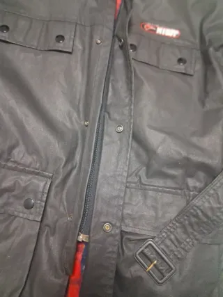 Cazadora Kiwi forrada con cinturón