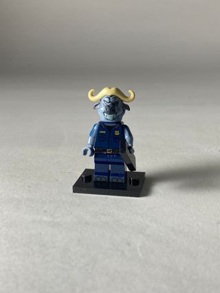 Chief Bogo - Figurine Type Lego Zootropolis Zooto