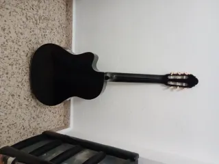 Guitarra Clásica Negra