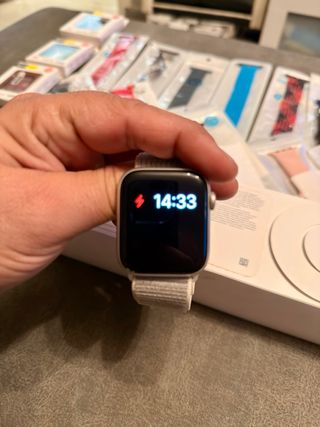 Apple Watch Series 4 44mm Cellular Gris
