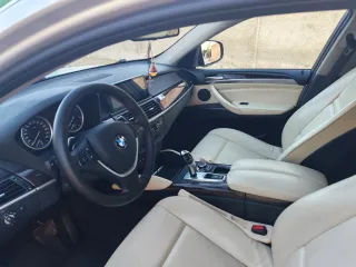 BMW X6 2011