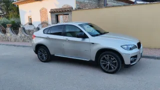 BMW X6 2011