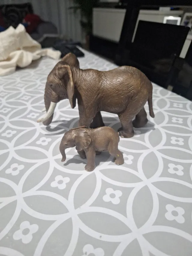 2 Elefantes Schleich