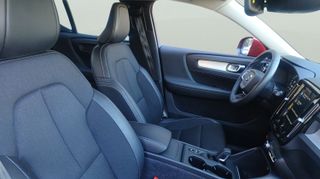 Volvo XC40 T3 Business Plus Auto 120 kW (163 CV)