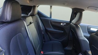 Volvo XC40 T3 Business Plus Auto 120 kW (163 CV)