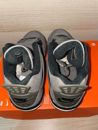 Jordan Retro 4 ‘Cave Stone’