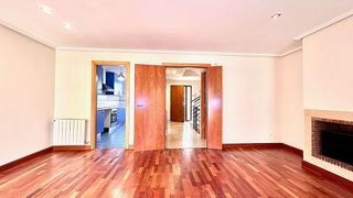 Casa adosada en alquiler en Miramadrid en Paracuellos de Jarama