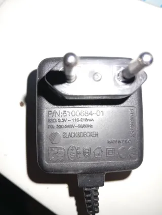 Destornillador Eléctrico Black & Decker 2.4V