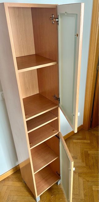 Mueble alto auxiliar madera con puertas cristal