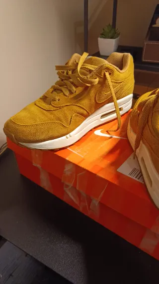 Nike Air Max 1 T42 color Trigo