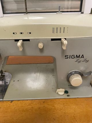 Máquina de Coser Sigma Zig-Zag