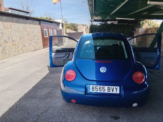 Volkswagen  New Beetle 1.6i 16v. precioso 3300 e.
