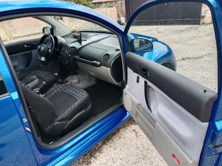 Volkswagen  New Beetle 1.6i 16v. precioso 3300 e.