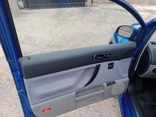 Volkswagen  New Beetle 1.6i 16v. precioso 3300 e.