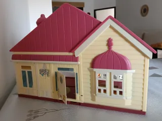 Casita de Bluey con figuras