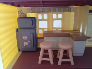 Casita de Bluey con figuras