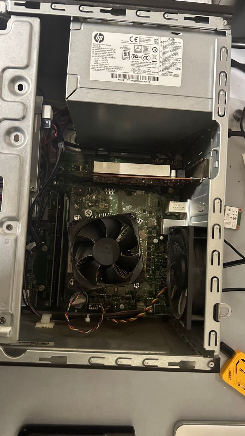 PC HP Pavilion 570-p0xx Negro/Plata afbeelding 8