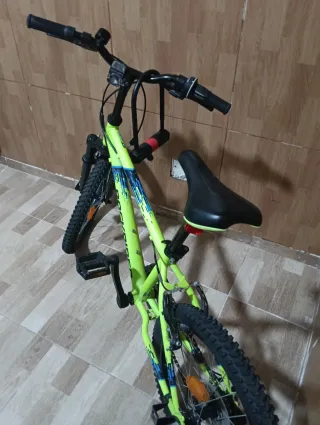 Bicicleta Rockrider infantil