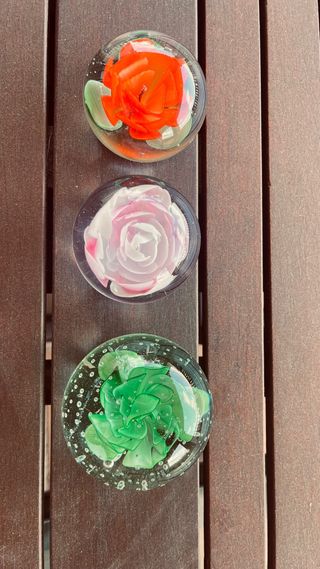 Bolas de cristal con flores