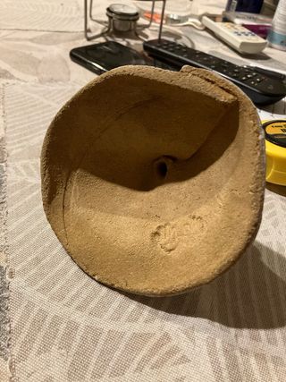 Figura de cerámica estilo antiguo