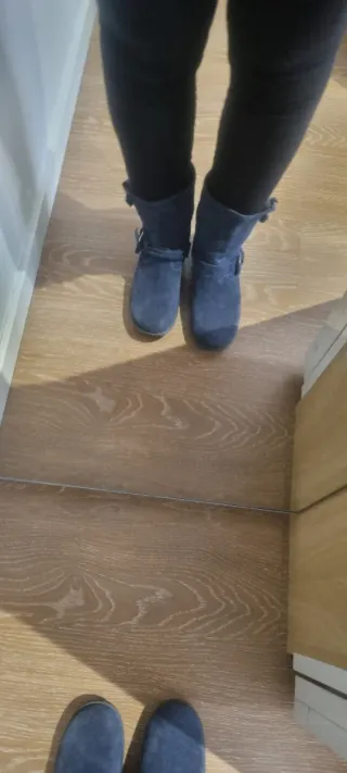 Botines de ante azul