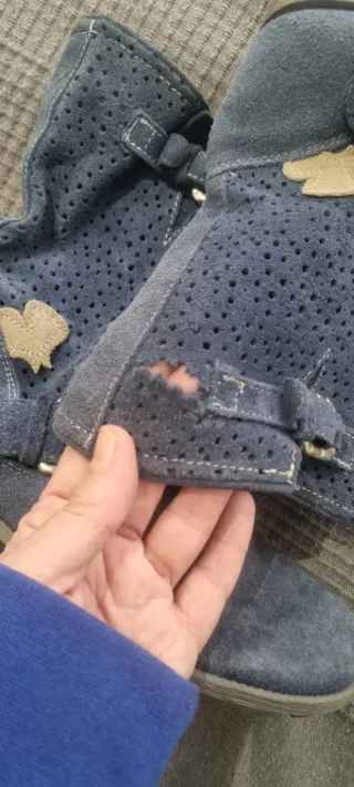 Botines de ante azul