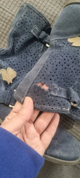 Botines de ante azul