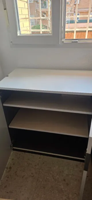 Conjunto de 3 Muebles de oficina madera blanco.