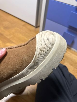 Zapatillas UGG Marrones y Blancas