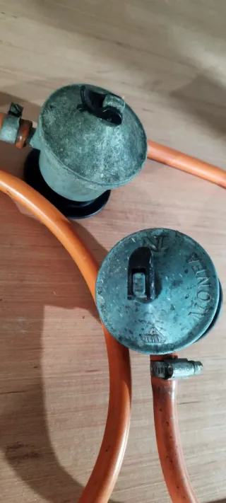 Adaptador bombona butano con manguera