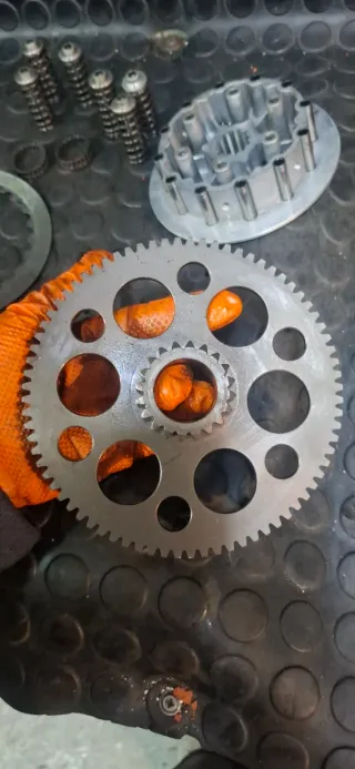 Campana Embrague  plato KTM EXCF 250 2002