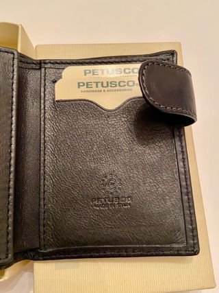 Cartera de piel negra Petusco