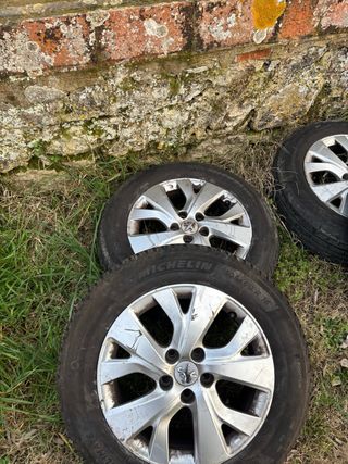 4 Llantas con neumáticos para Citroen/Peugeot