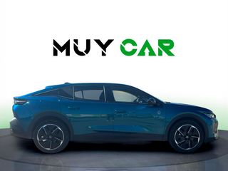 Peugeot 408 GT Hybrid eDCS6 100 kW (136 CV)