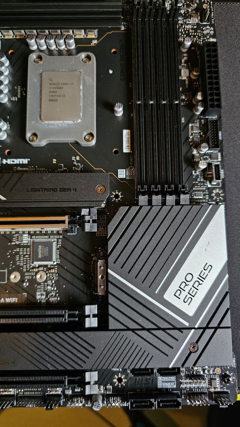 Placa base ASUS Pro Z790-A Wi-Fi afbeelding 5