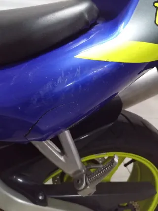 Yamaha R6 2002 Azul y Amarillo