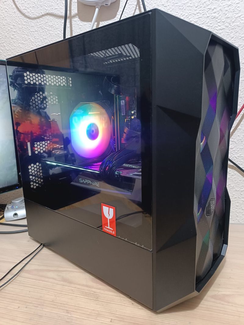 PC Gaming Cooler Master RGB afbeelding 3