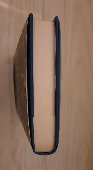 Libro- Fantastic Beasts and Where to Find Them