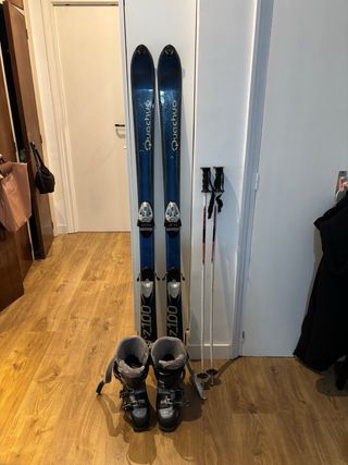 Esquís, y bastones Quechua + botas Nordica