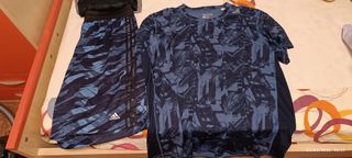 Conjunto Adidas: Camiseta y Pantalón Corto