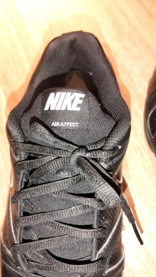 Nike Air affect Talla 42